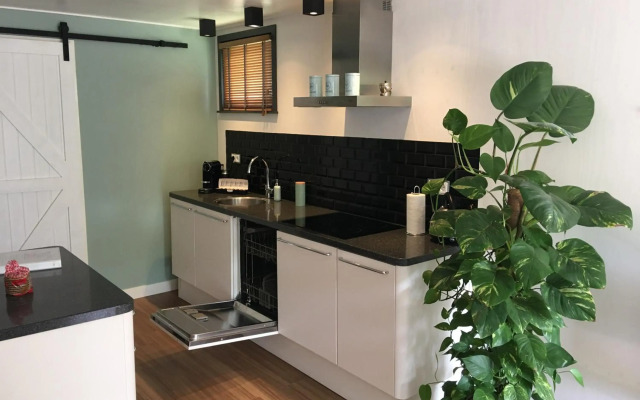 Annadora Beach House