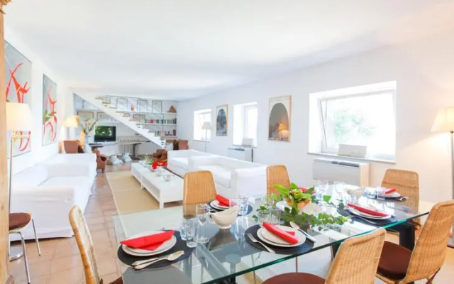 Habitats Villa Fortuny Apartments