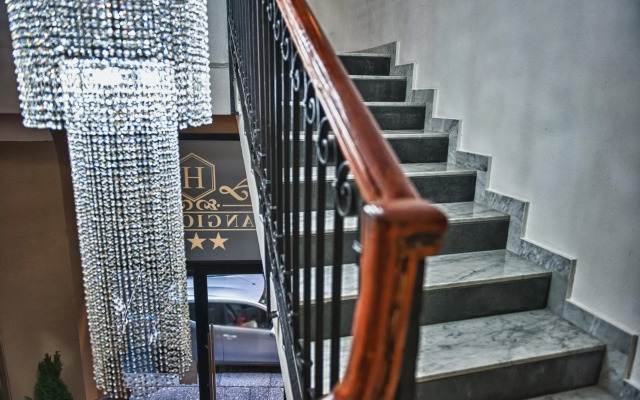 Hotel Angioino & Spa