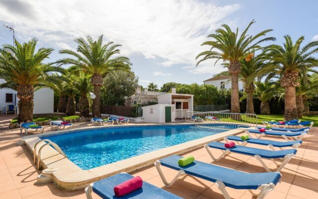 Apartamentos Menorca Palmeras