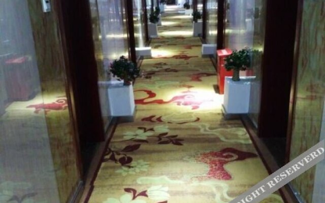 Super 8 (Xi'an Lintong Huaqingchi)