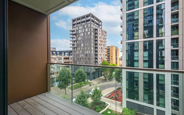 Maine Tower at Canary Wharf by MySquare