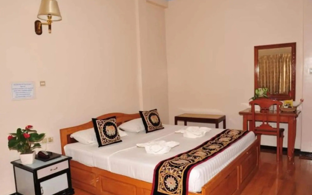 Golden City Crown Hotel
