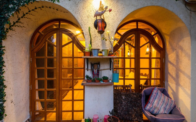 SaffronStays Birdsong, 3 BDR Pet-friendly Villa in Madh Island