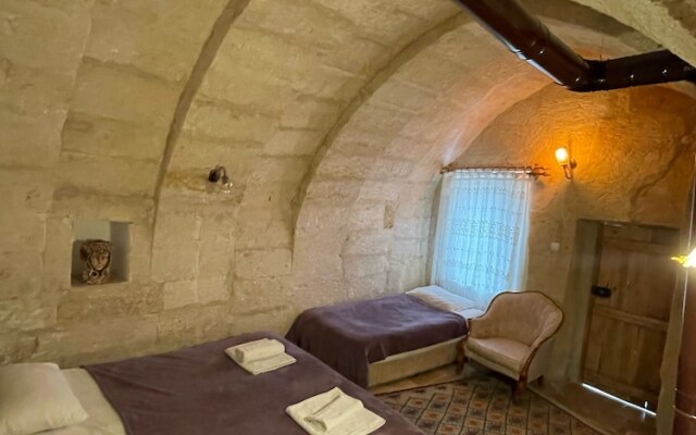Dede Cave Hotel