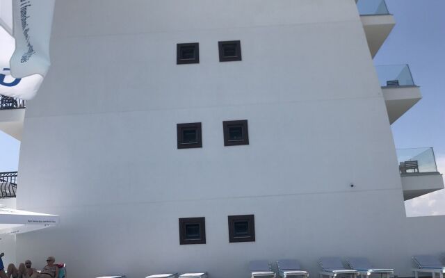 Bianco Hotel