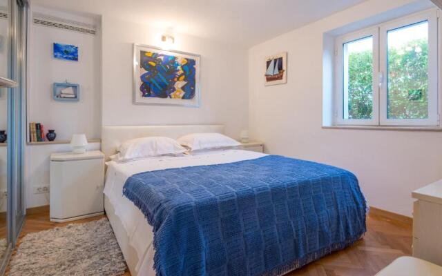 Apartment Mair
