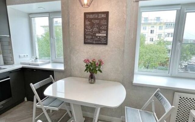 Апартаменты На сутки 51 на ул. Шмидта, д. 45