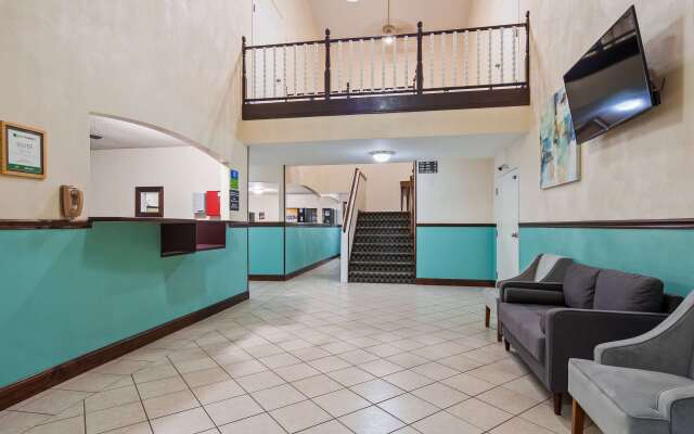 SureStay Hotel by Best Western Greenville