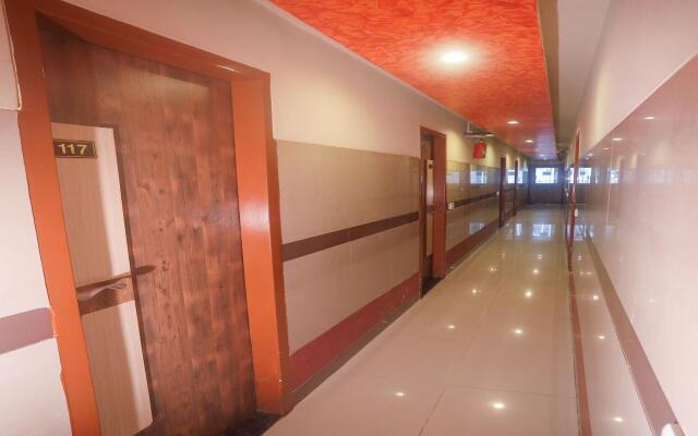 OYO 8760 Hotel Arma Residency