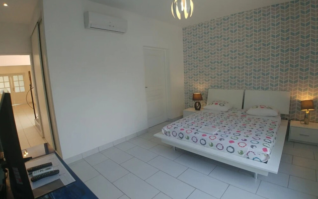 Splendid Villa 2015