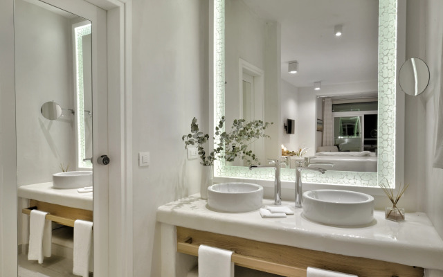 Nissaki Boutique Hotel