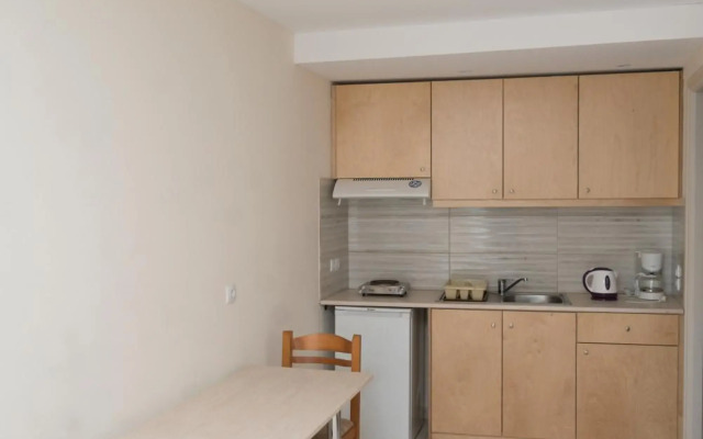 Sunset Studios And Apartments by Estia