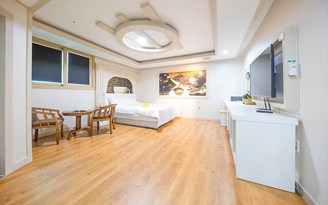 Suncheon Bay Songam S Hotel Pension