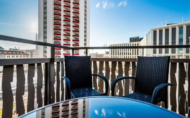 Best Western Plus Royal Suites