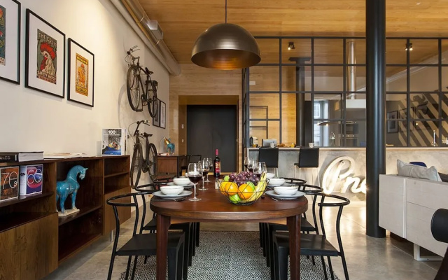 JOIVY Design heaven in Baixa - 2BR Apt w/workspace
