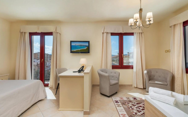 Hotel Regina Elena