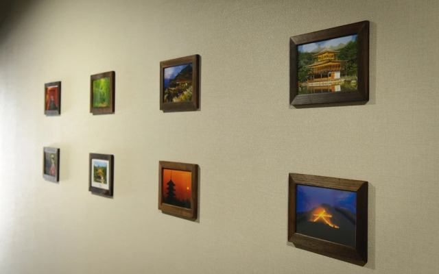 Root2 Coffee & Hostel