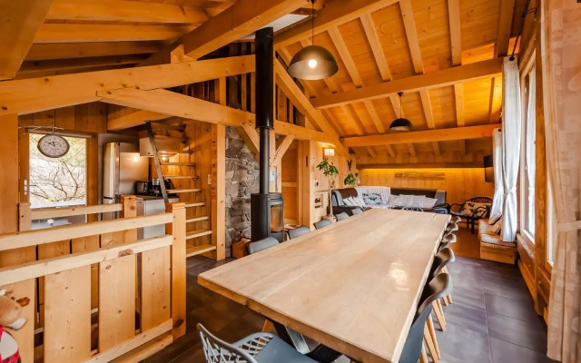 Chalet ''la grange à Henry'' jusqu'à 9 personnes