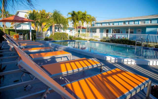 Florida Dolphin Motel Apartments