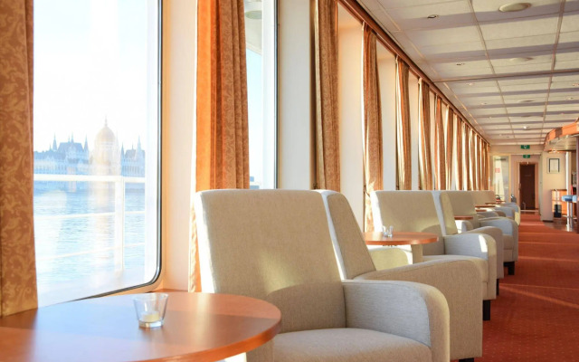 OnRiver Hotels - MS Cezanne