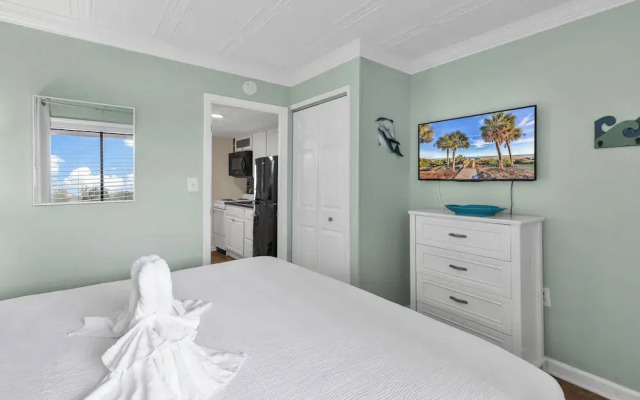 Bluewater Resort 303