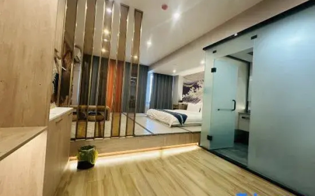Yunxi Homestay (Academy Road Branch)