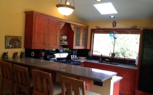 Hawaiian Sunrise Vacation Home