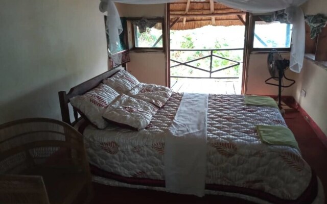 Impeccable 3-bed Cottage in Cape Maclear