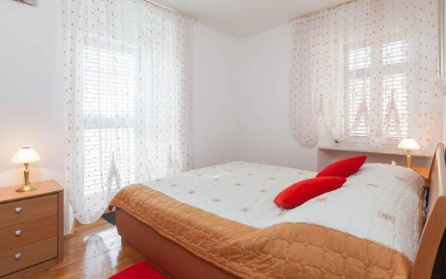 Apartments Kalalarga