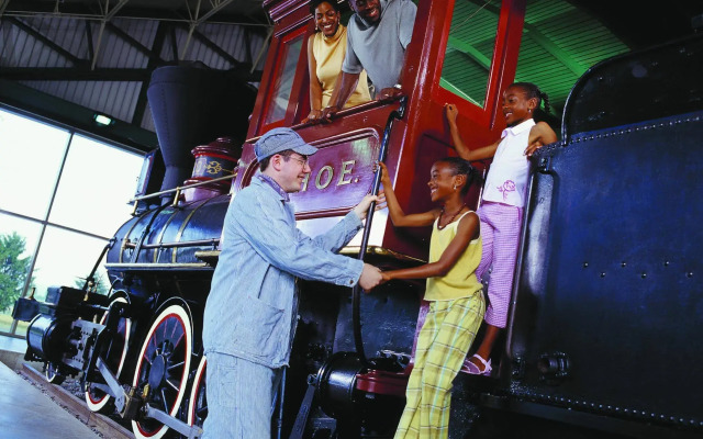 Lancaster Inn and Suites