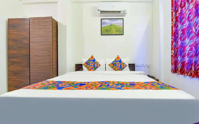 FabExpress Achrol Palace