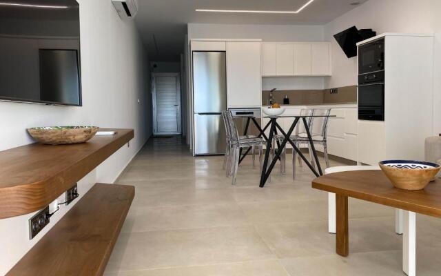 Marina Suites 7