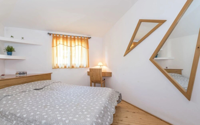 Cetina Rebi i in Rebi i