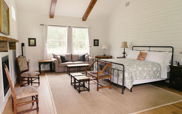 The Historic Hill House and Farm