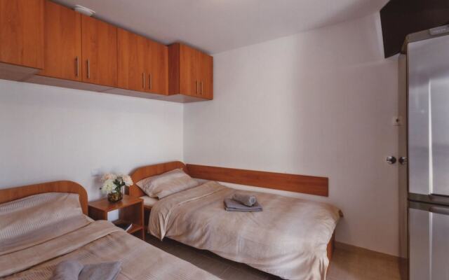 Apartments Manoy