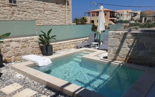 Zefyros Suite , Seafront retreat !