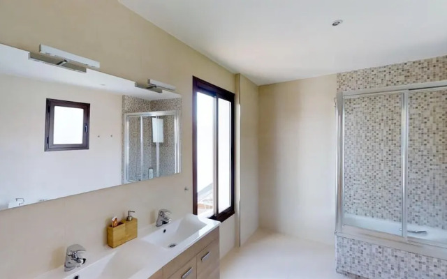 Fantastic First Line Penthouse