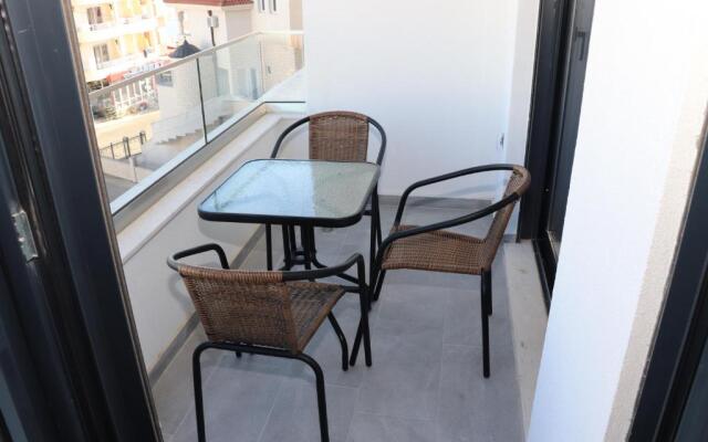 Eagles Apartments & Suites