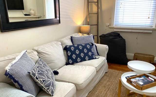 Cute Cottage On Byng - Walk To Town – Guest Rooms – Orange