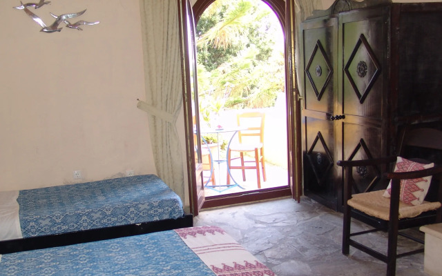 Arolithos Traditional Cretan Village