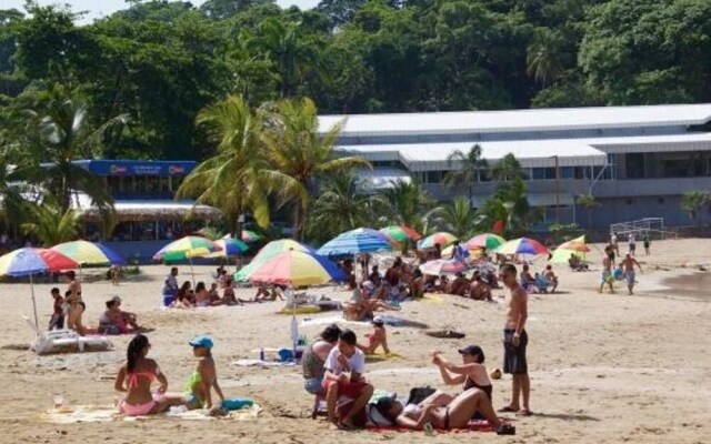 Cabinas Rocamar Playa Bonita