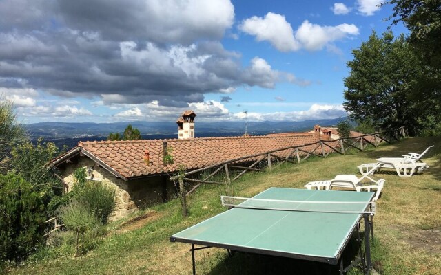 Apartment the Fireplace a Relax Oasis Near Florence
