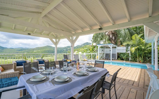 Villa Lanati, 4 ch avec piscine & vue campagne