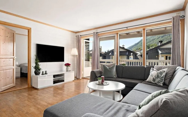 Central Apartment With a View