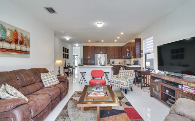 Easy Park & University Access! Family Miami Escape