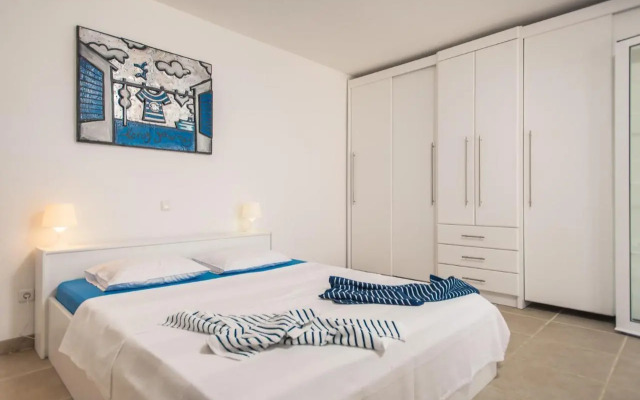 Aqua residence