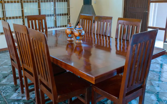 Daisy's Guest House