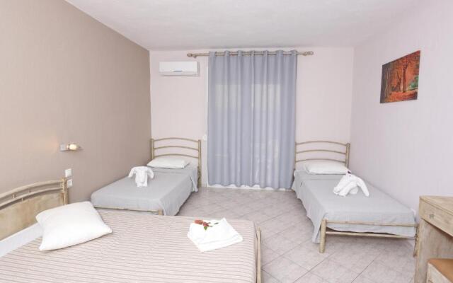 Summer Dream Hotel