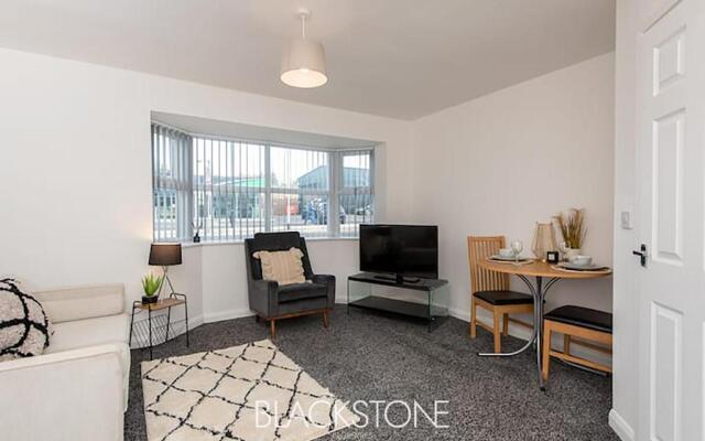 Quincy 2, Modern one bedroom apartment by Bpne Properties